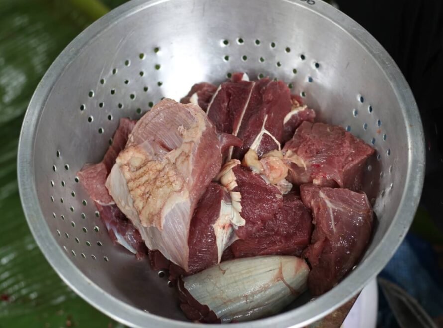 How to Tell If Goat Meat Is Fresh Before You Buy