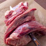 How to Tell if Camel Meat Is Fresh