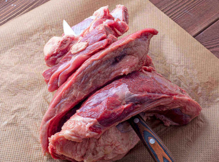 How to Tell if Camel Meat Is Fresh